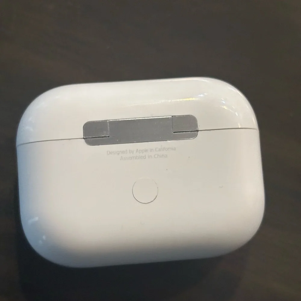 Apple White Wireless Earbuds